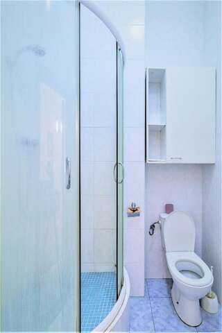 Апартаменты Large apartment in the center Днепр Апартаменты с 2 спальнями-12