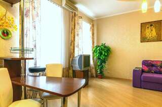 Апартаменты Large apartment in the center Днепр Апартаменты с 2 спальнями-17