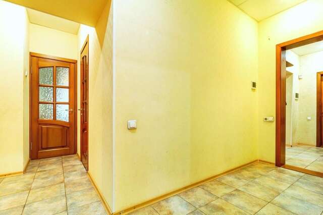 Апартаменты Large apartment in the center Днепр-11